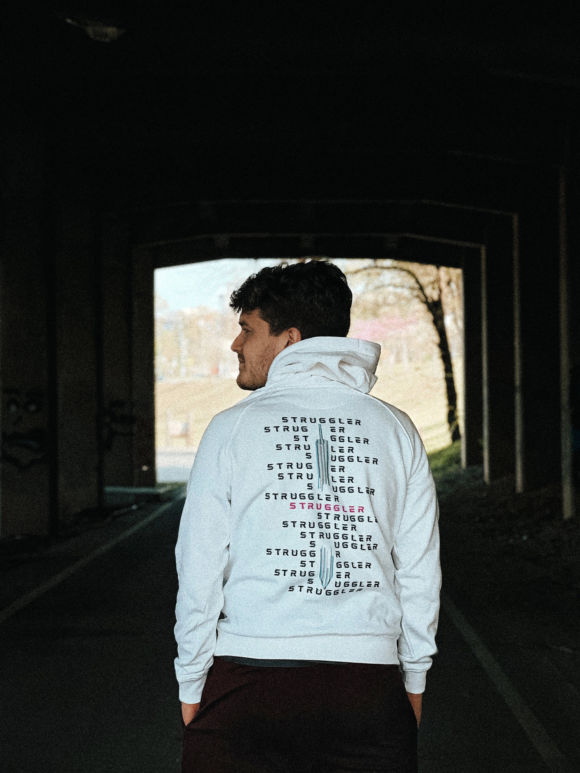 "Struggler" Eco Raglan Hoodie [LIGHT] product image (5)
