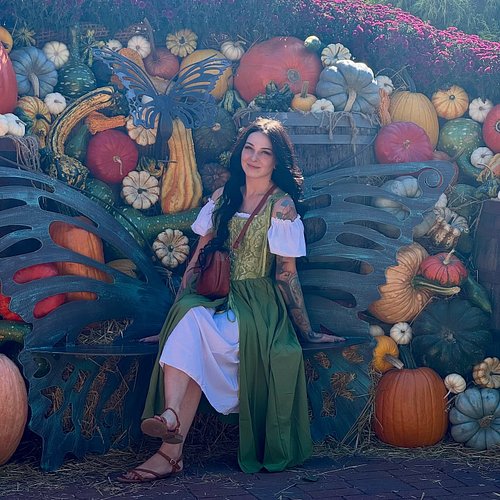 Wife wanted Renaissance Faire for our anniversary weekend. She got it #parenfaire #renaissance #anniversary #marriage #love #...