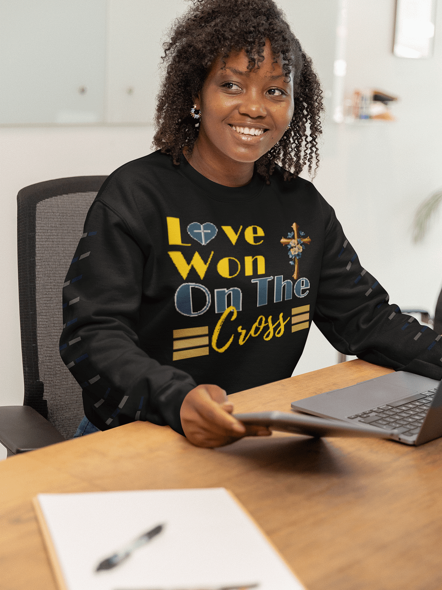 Love Won On The Cross, Christian Gildan Sweater product image (1)