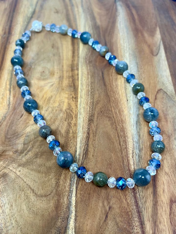 Handmade Necklace (Labradorite, Crystal) product image (1)