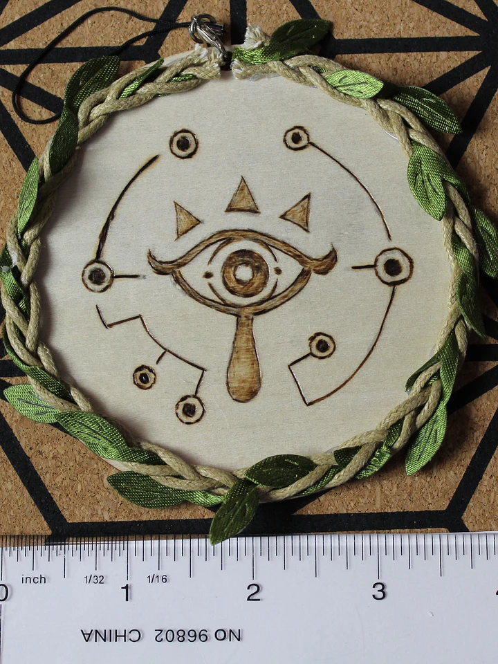 Zelda wood burned emblem ornament product image (1)