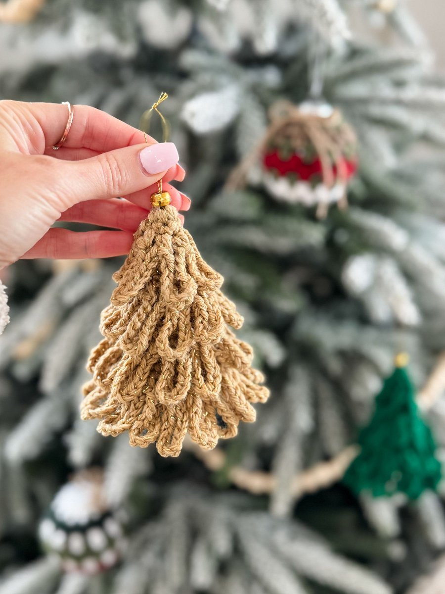 Loopy Tree Ornament Crochet Pattern product image (8)