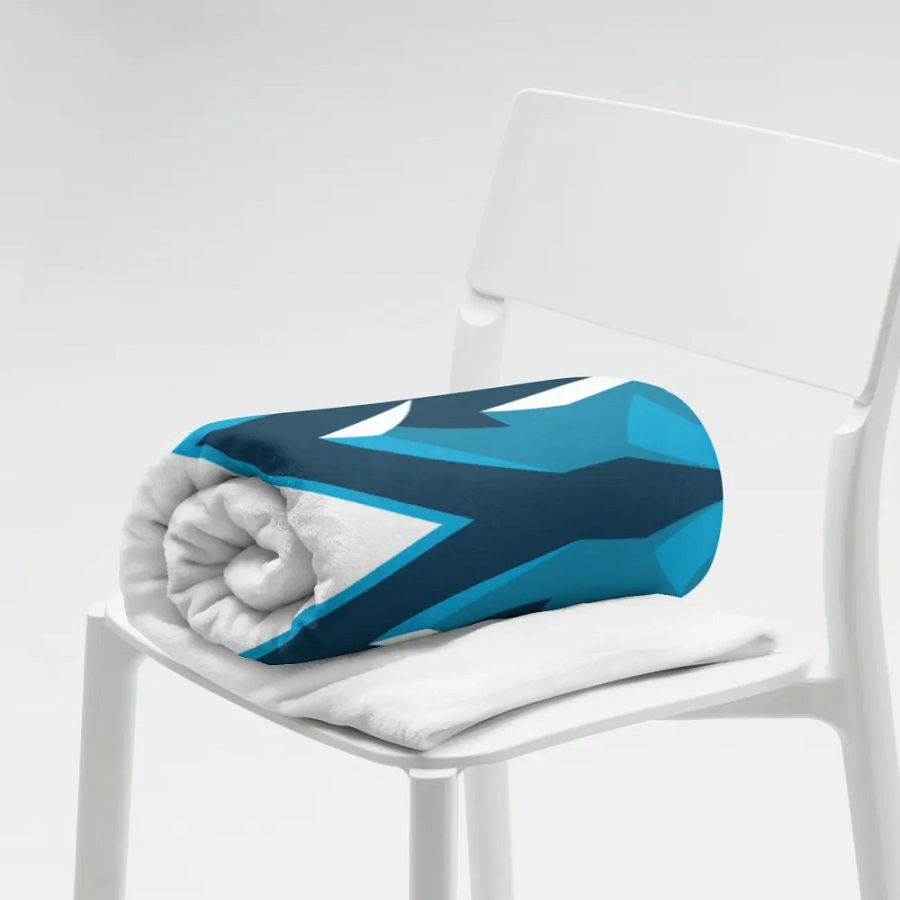 Wallzer Logo Blanket product image (7)