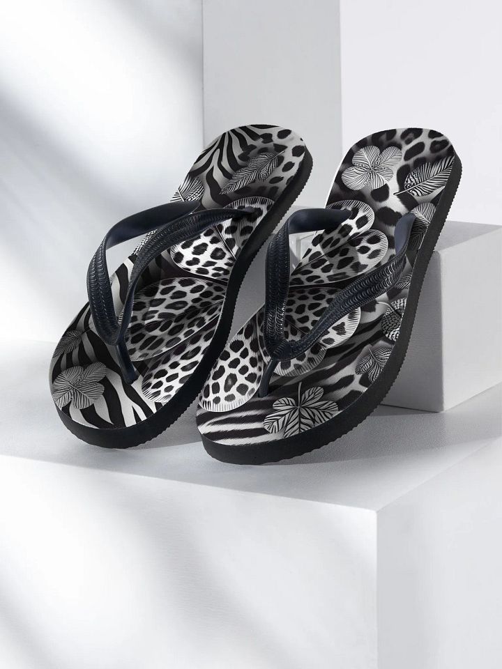 Kaleidoscopic Safari product image (1)