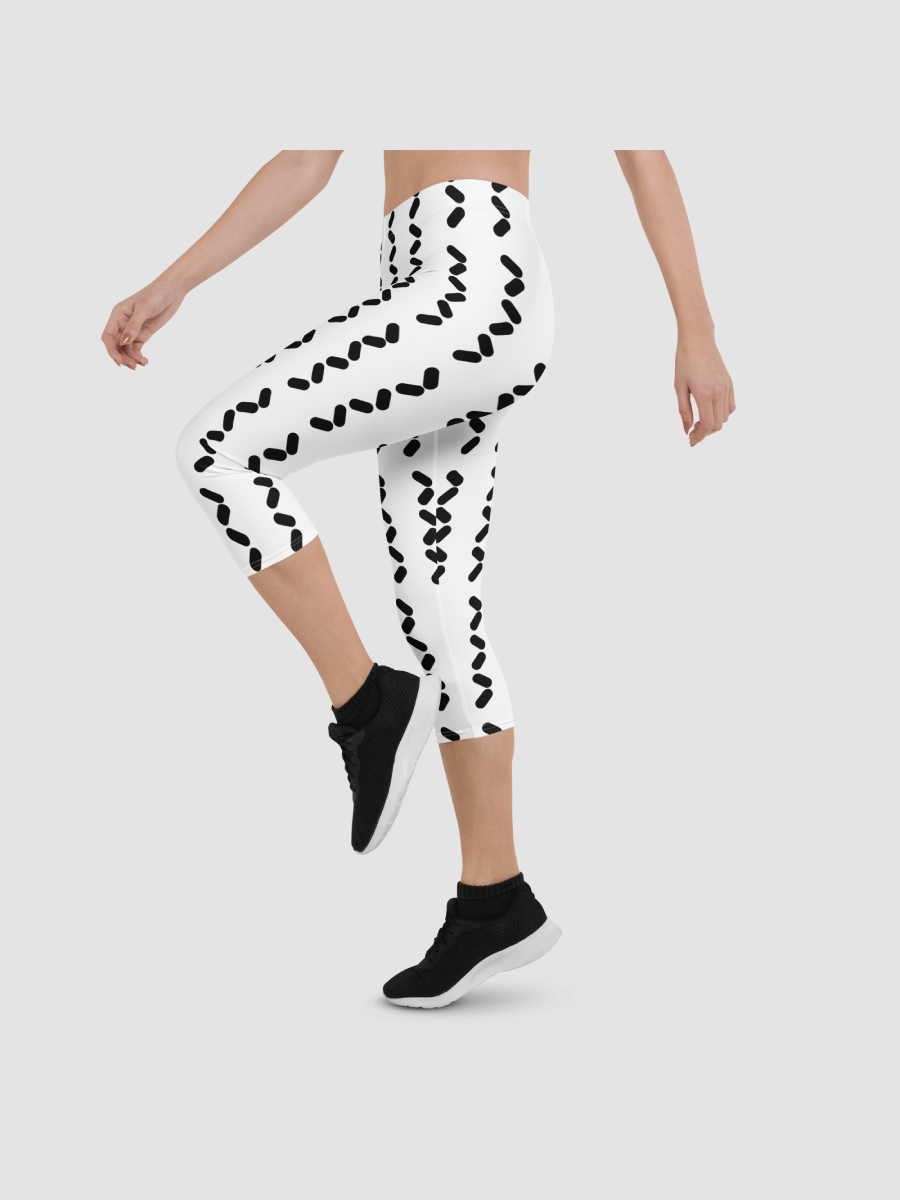 All-Over Print Capri Leggings product image (5)