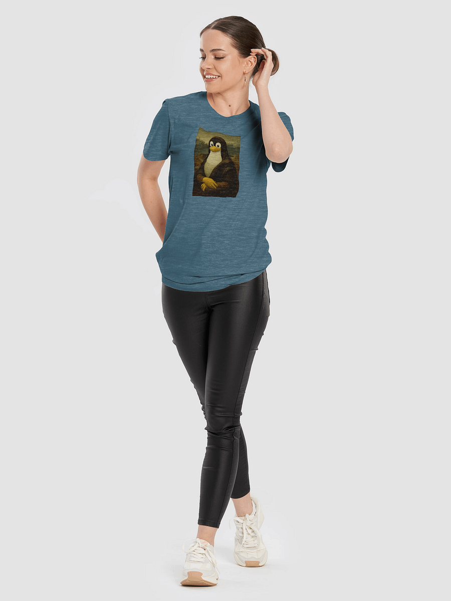 "Mona Tuxa" T-Shirt product image (6)