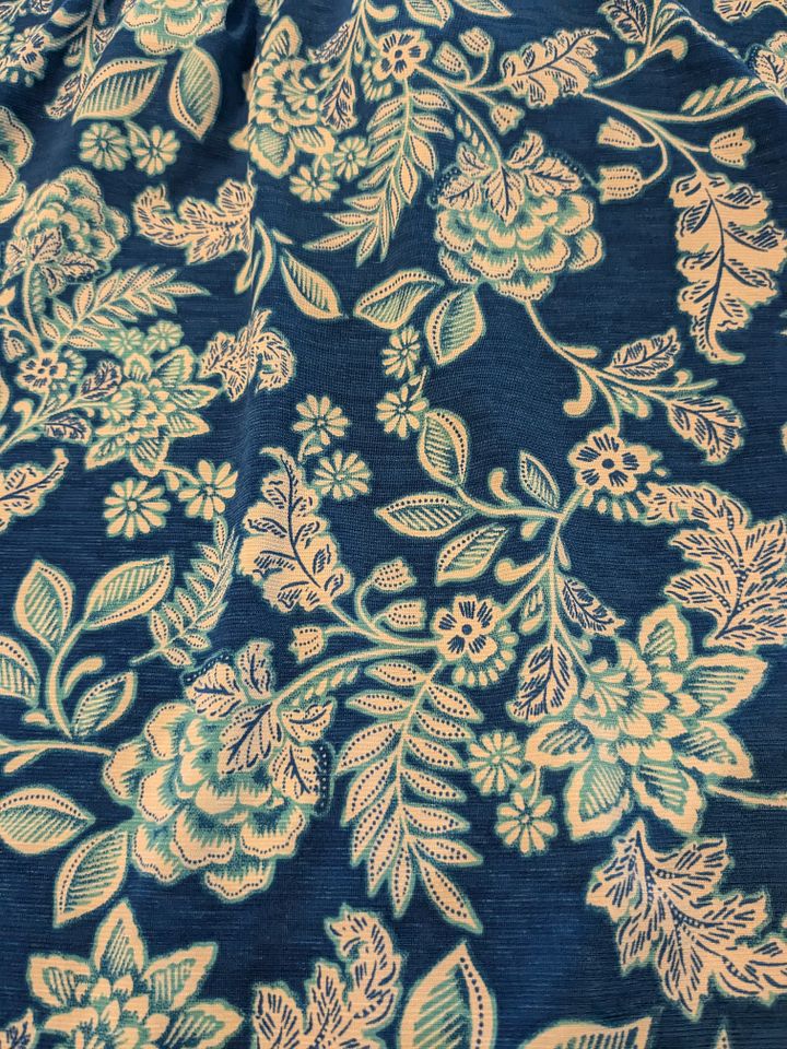 3X Dear Scarlett Blue V-Neck Short-Sleeve Top product image (2)