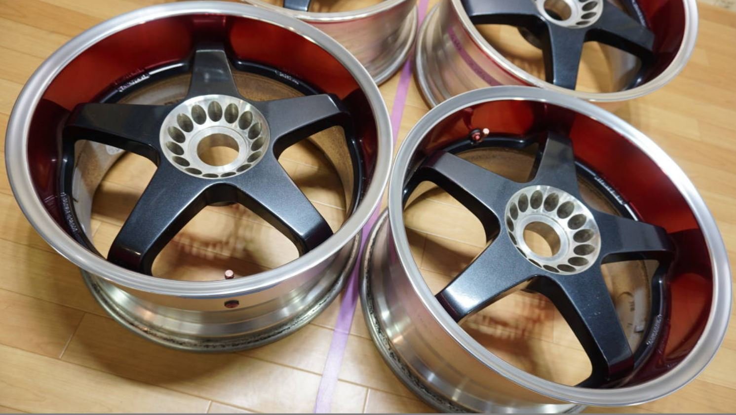 Racing Sparco Black/Red - 18x9.5 +20 (5x114.3) - Used product image (3)