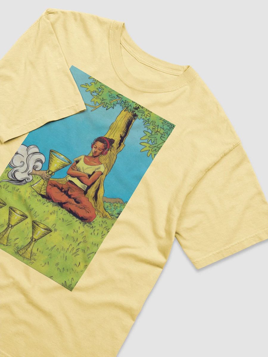 4 of Cups Tarot T-Shirt product image (16)