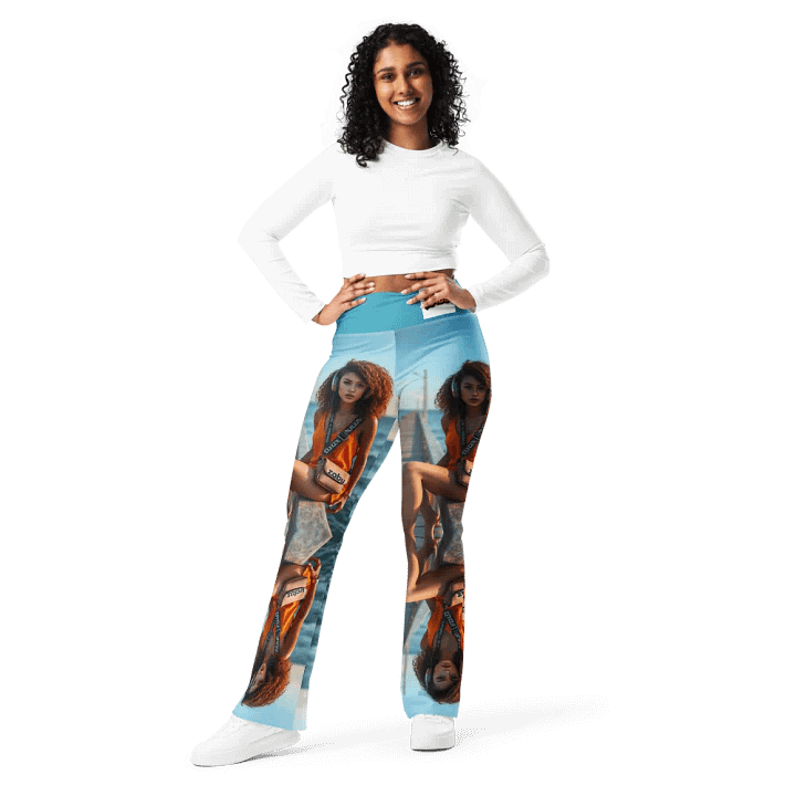 Mirrored Reflection Flare Leggings product image (2)