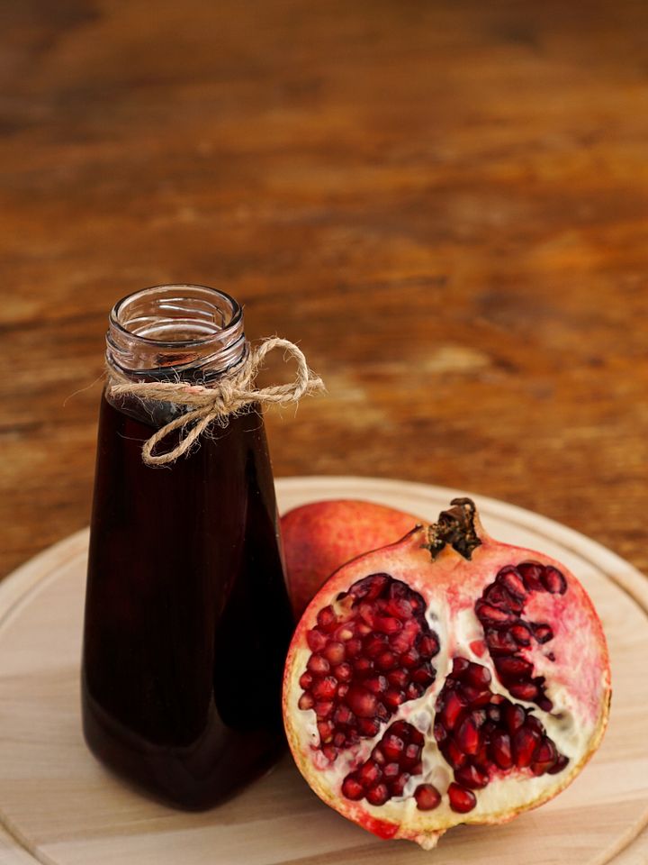 زيت الرمان الملكي product image (1)