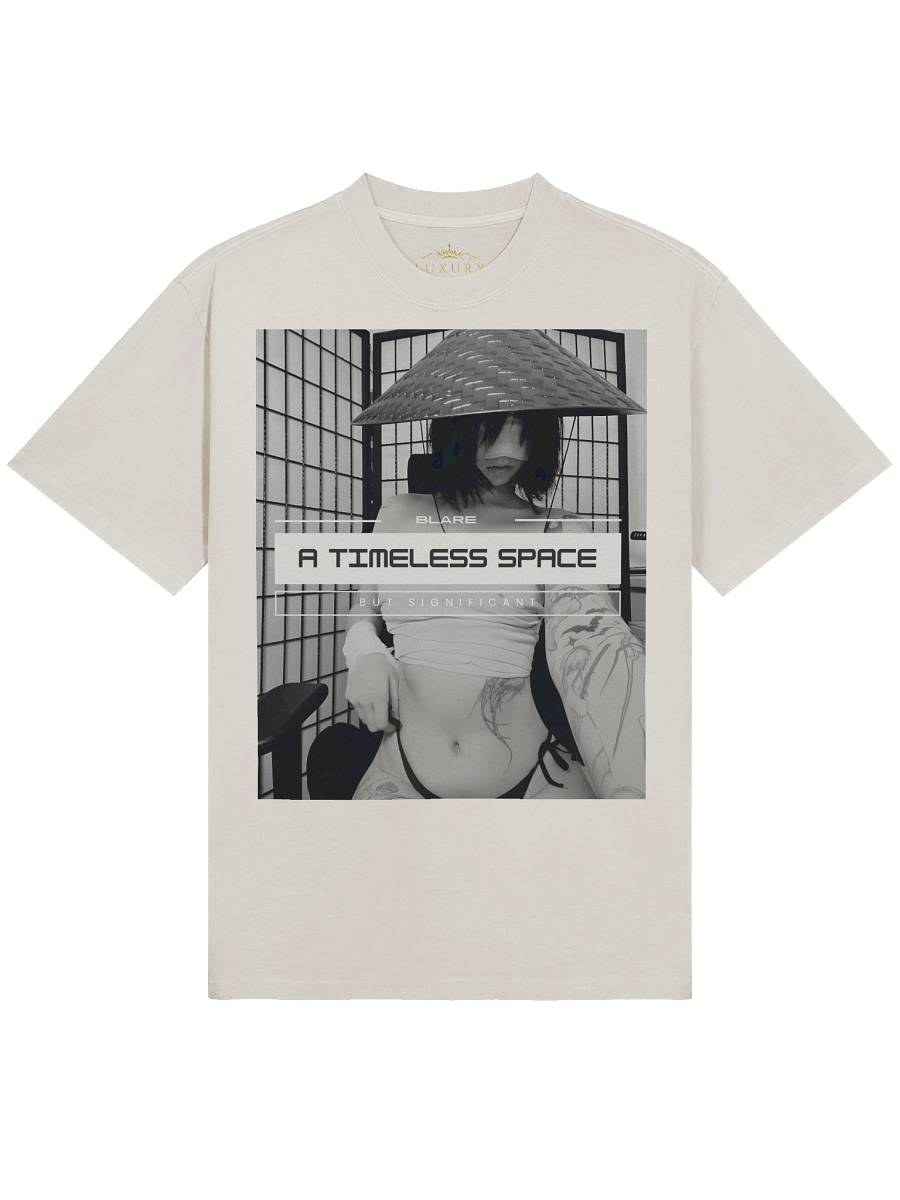 LUXURY Crowned Oversized Tee product image (12)