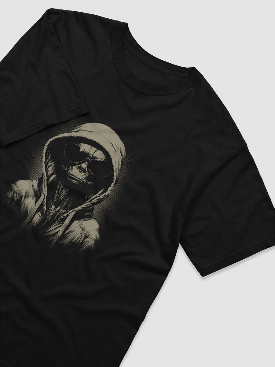 Urban Alien in a Hoodie T-Shirt - Street Style Extraterrestrial Vibe product image (3)