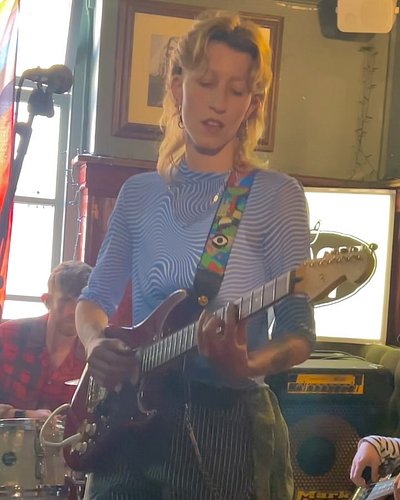 Brighton Brighton how about this Friday 27/6 we meet at Saunders Park Fest and listen to live music under the sun? For free? ...