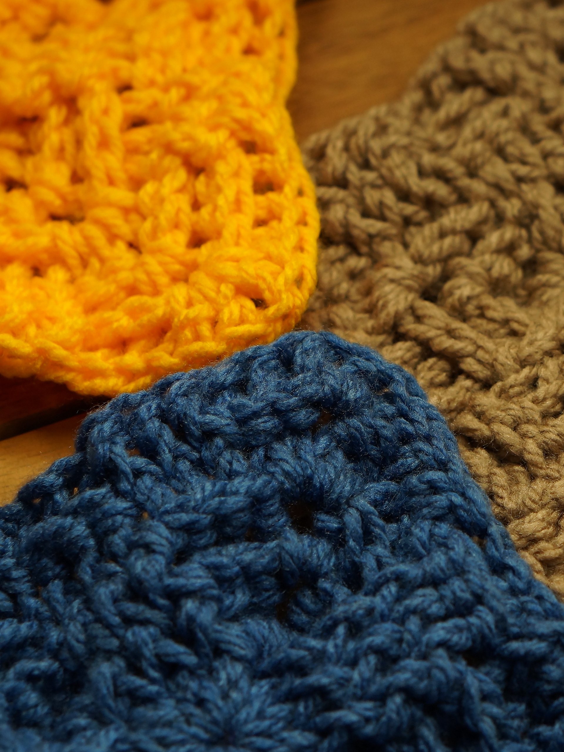 Basket weave granny square pdf pattern product image (3)