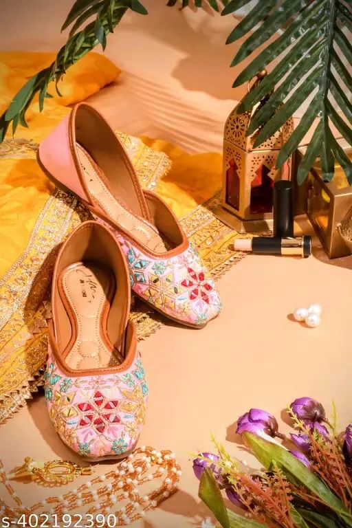 Punjabi & Patiyala Juttis Meet Traditional Handmade Thread Designs for Women product image (3)