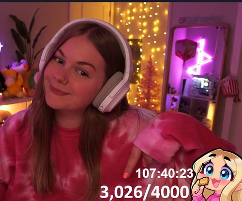 I’m working lateeee, cause I’m a streamer 🤪💗

JOIN THE TWITCH STREAM FOR THE NEXT 100 HOURS 🤪
#subathon #twitchsubathon #twit...