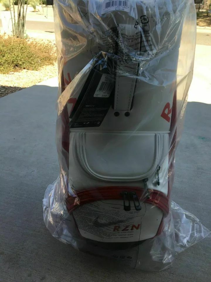Nike Den RZN Mini Golf Tour Ball Bag New With Tags/Collectors/Rare product image (3)