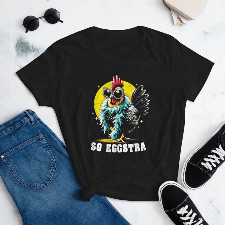 Funny Chic Clucker Tee - So eggstra product image (5)