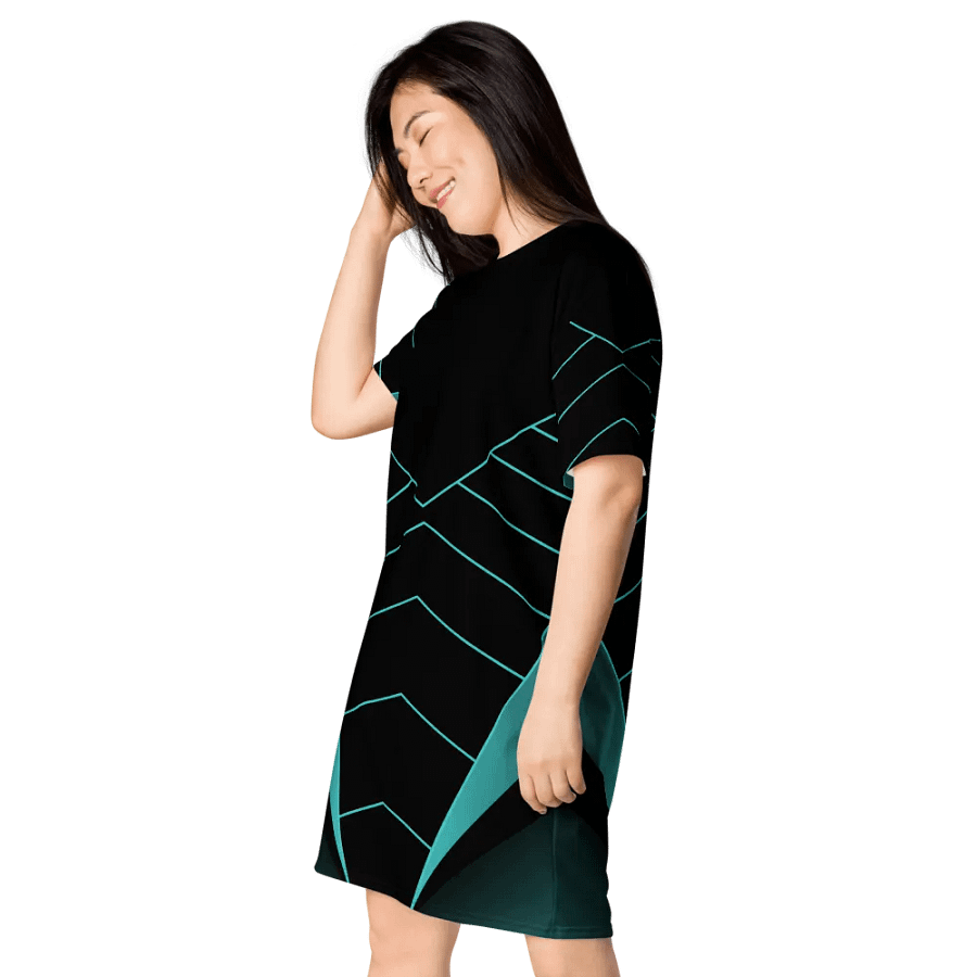 Vivid Convergence T-Shirt Dress product image (4)