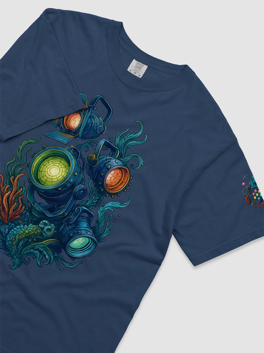 Theatrically Jerry: Limited Edition "Deep Sea Illumination" Heavyweight T-Shirt product image (4)