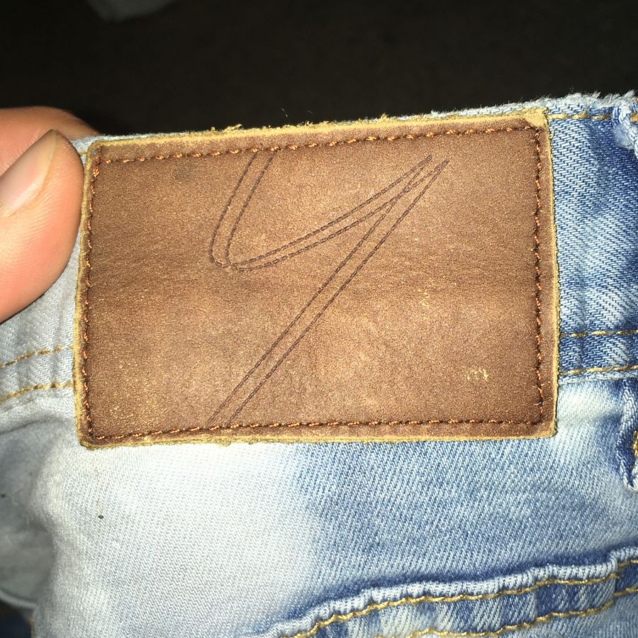 Women's Distressed Skinny Jeans product image (6)