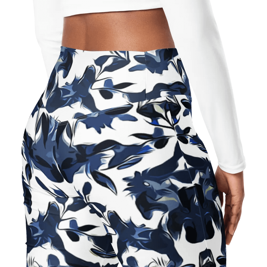 Wild Waves | Flare Leggings product image (6)