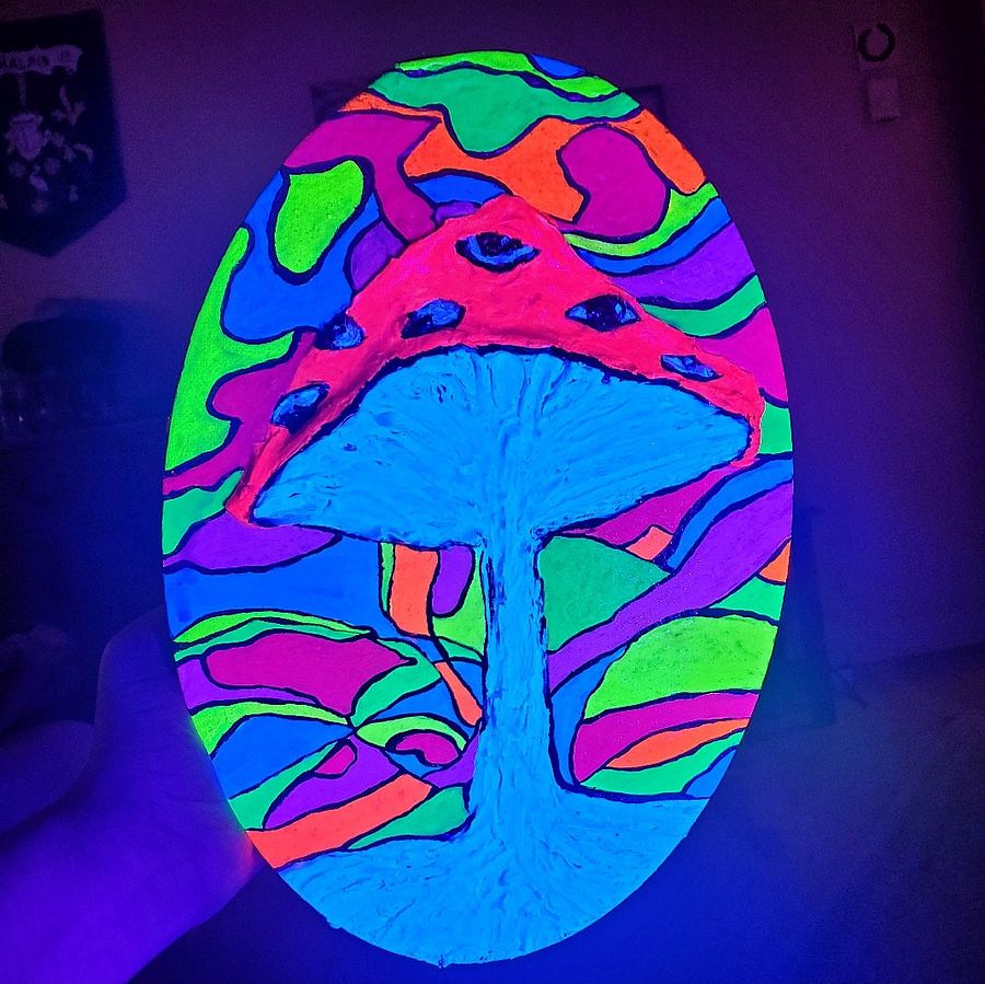 'Psychedelic Mushroom' UV Reactive / Glow in the dark Impasto Painting product image (6)