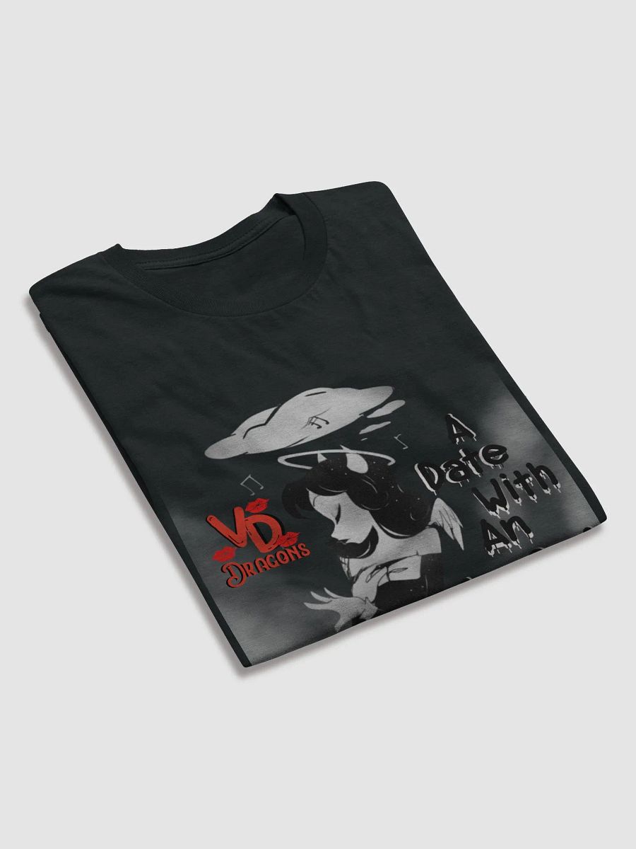 the spotlight tee product image (20)