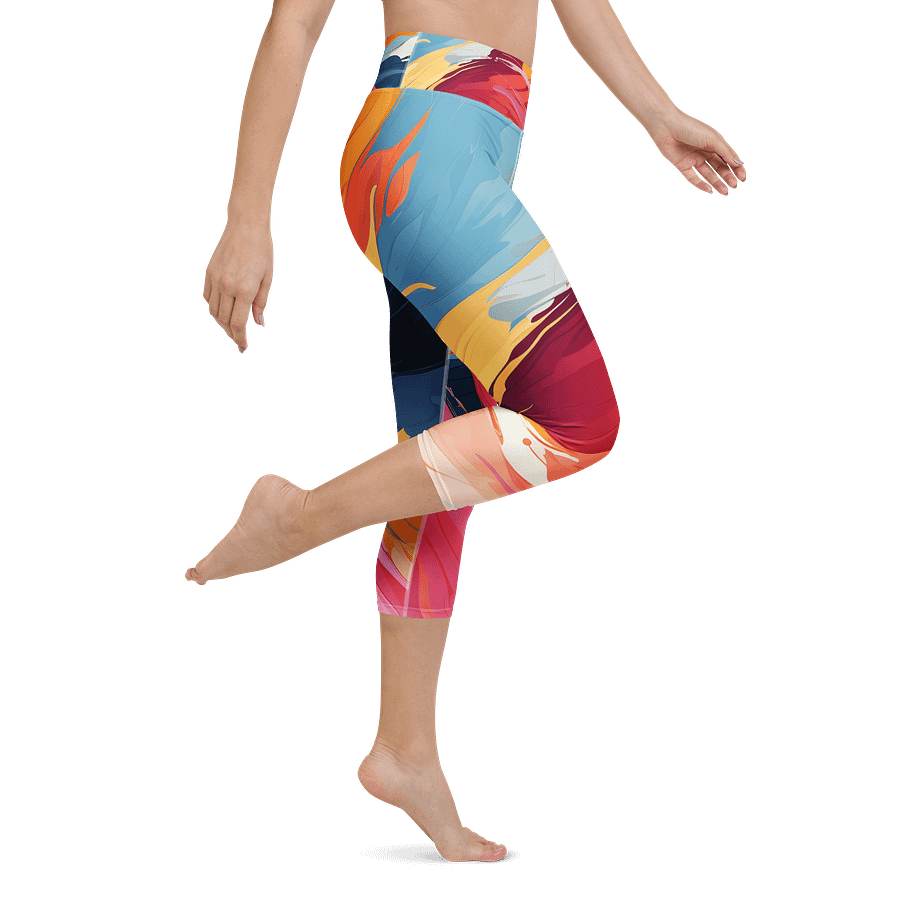 Abstract Print Workout Capri Leggings product image (1)
