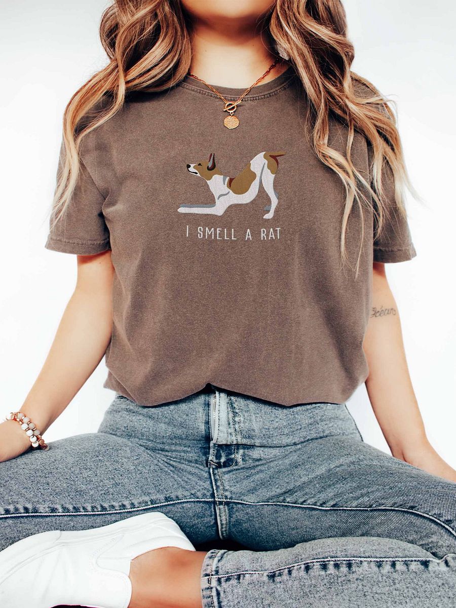 I Smell a Rat T-Shirt(Embroidered) of a Rat Terrier product image (2)