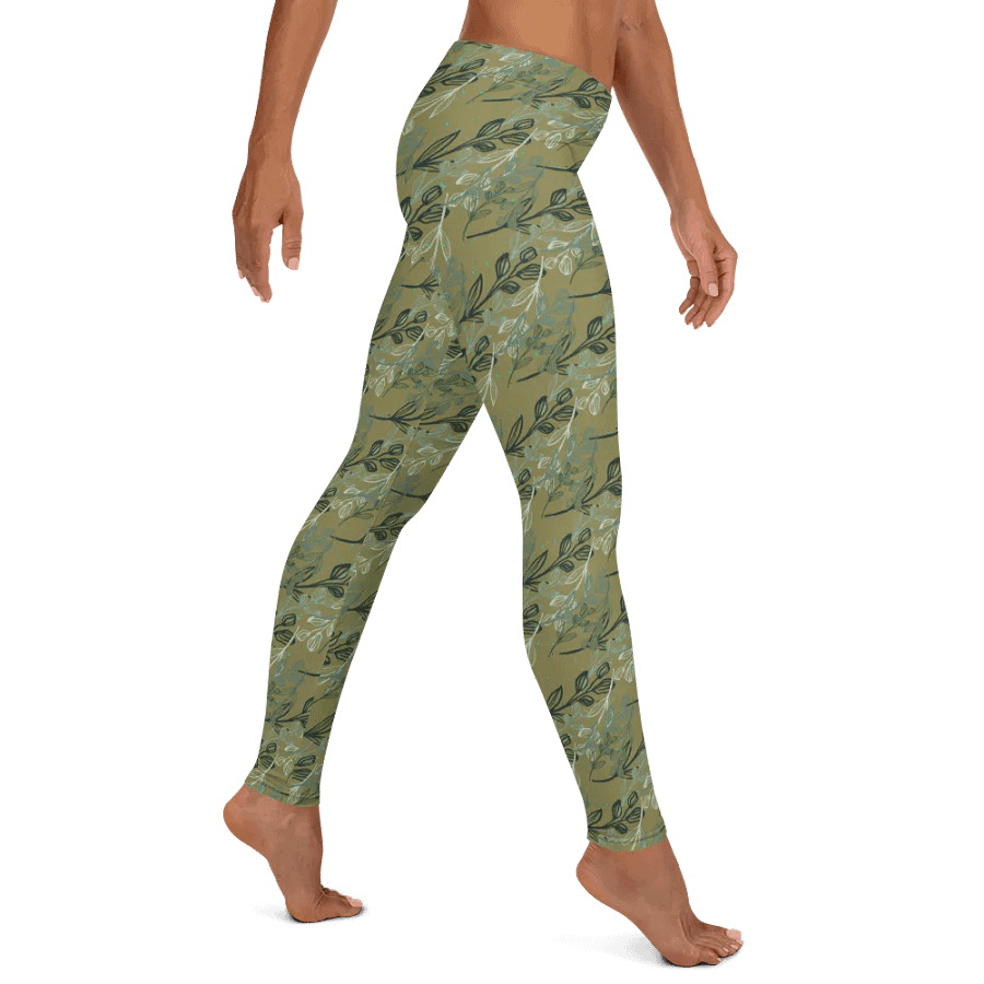 commfortable leggings in soft greens with leafy design for those thatn like nature elements. product image (3)
