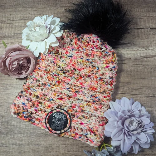 I had a blast at the I love Yarn Day lock in at @bewoolenmn  this past weekend and loved my little gift skein of @malabrigoya...