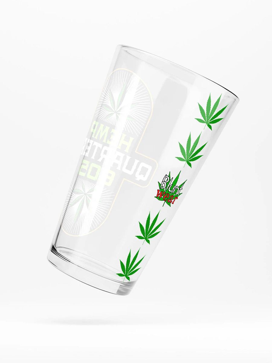 Hemp Quarters Blunt Wear Pint Glass product image (3)