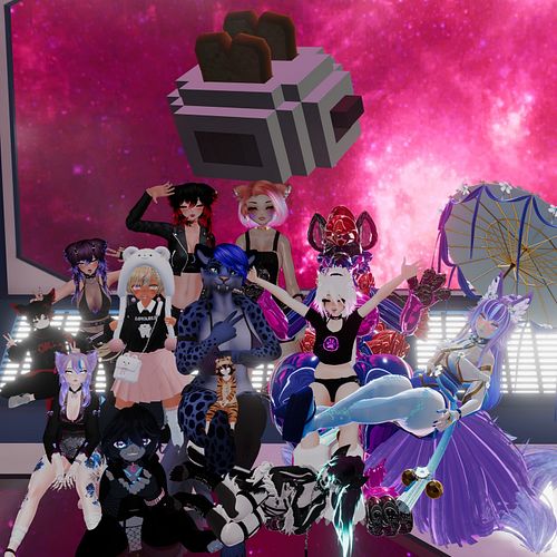Shoutout to my awesome community for making my birthday special! Nya! <3

Ref: https://twitch.tv/piratepaws

#hangout #vrchan...