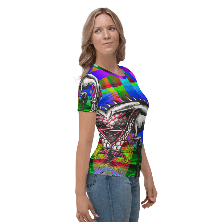 Dragon glimpsed T shirt product image (2)