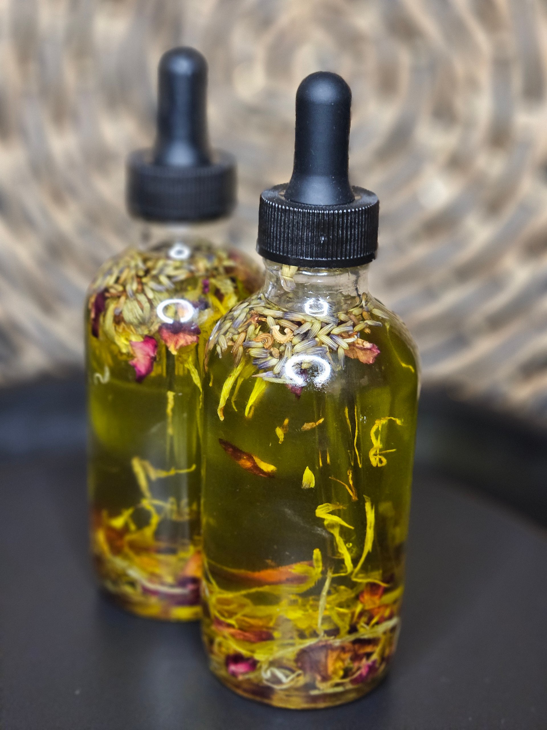 SOFT & DELICATE BODY OIL product image (1)