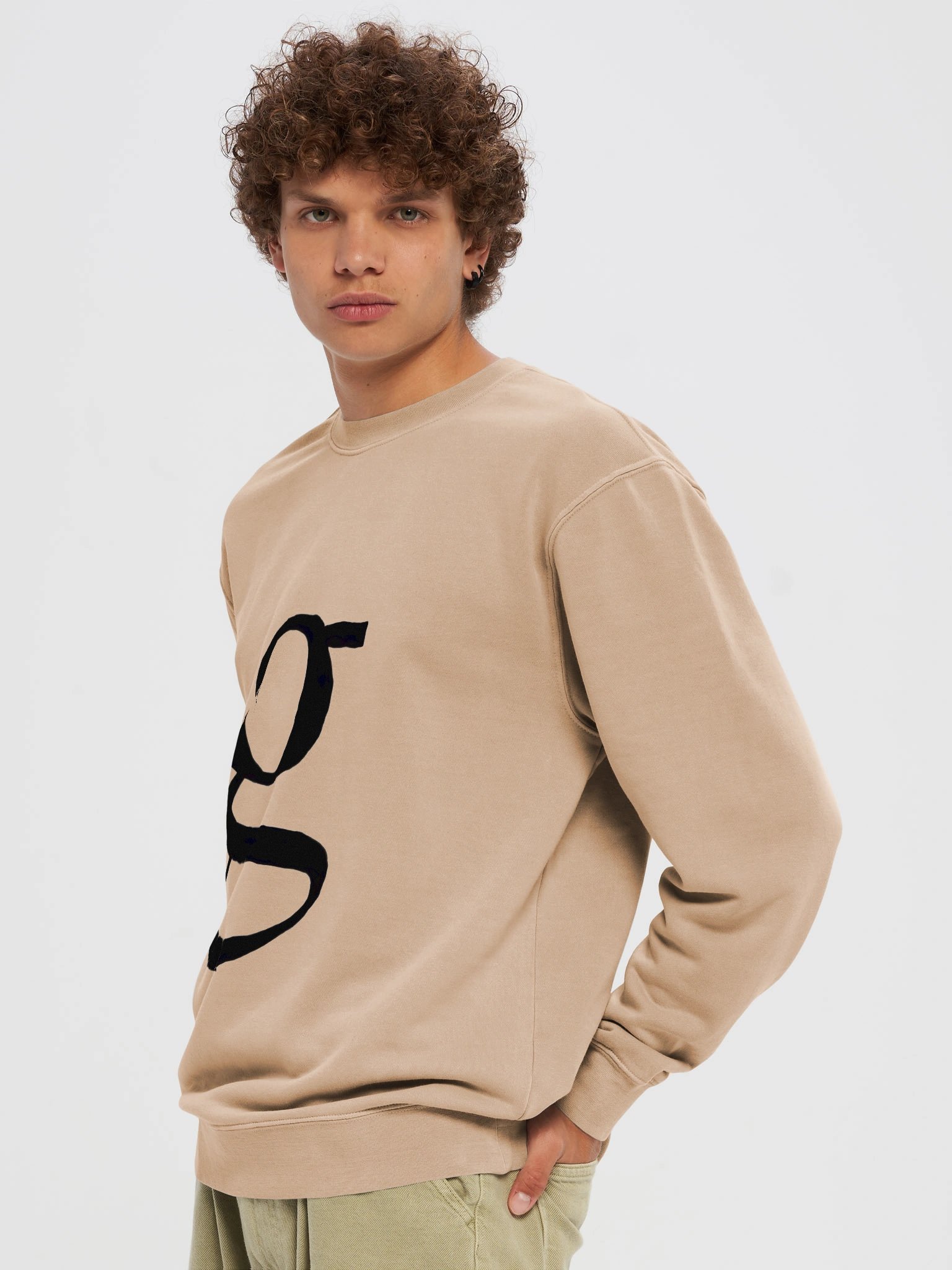 Artistic 'g' Letter Print Sweatshirt product image (5)