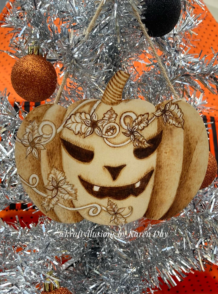 Smiley Pumpkin Ornament product image (1)