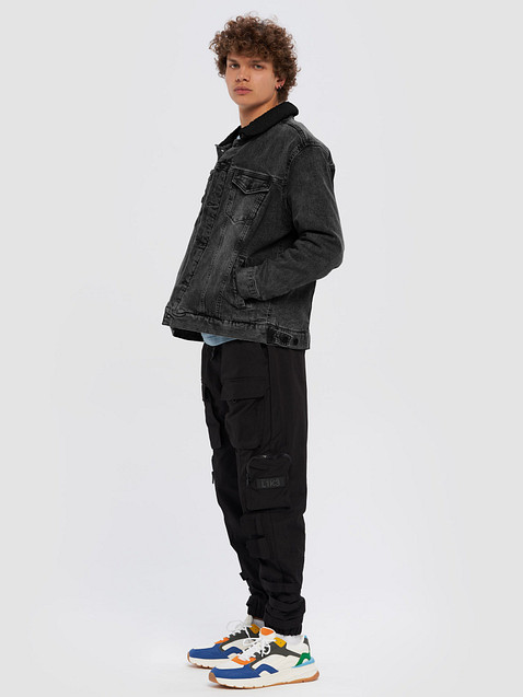 Photo showing Threadfast Apparel Unisex Sherpa Denim Jacket