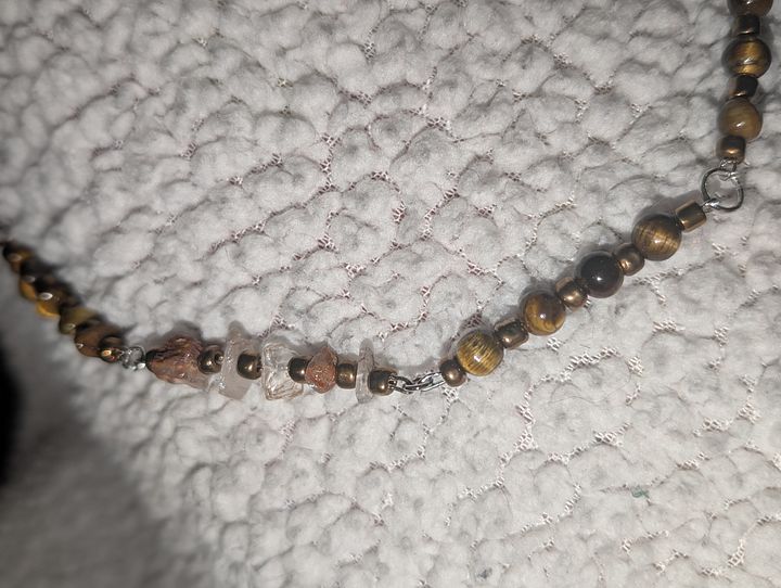 Tigers Eye Crystal Choker! product image (2)