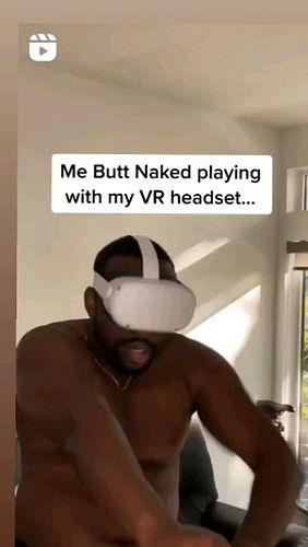 @mikecakez loves vr too much