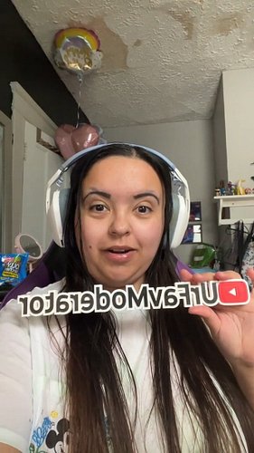 So I got a little gift for myself c:
.
.
.
.
.
.
.
#twitch #twitchclips #clip #clips #twitchstreamer
#streamerclips #twitchmo...