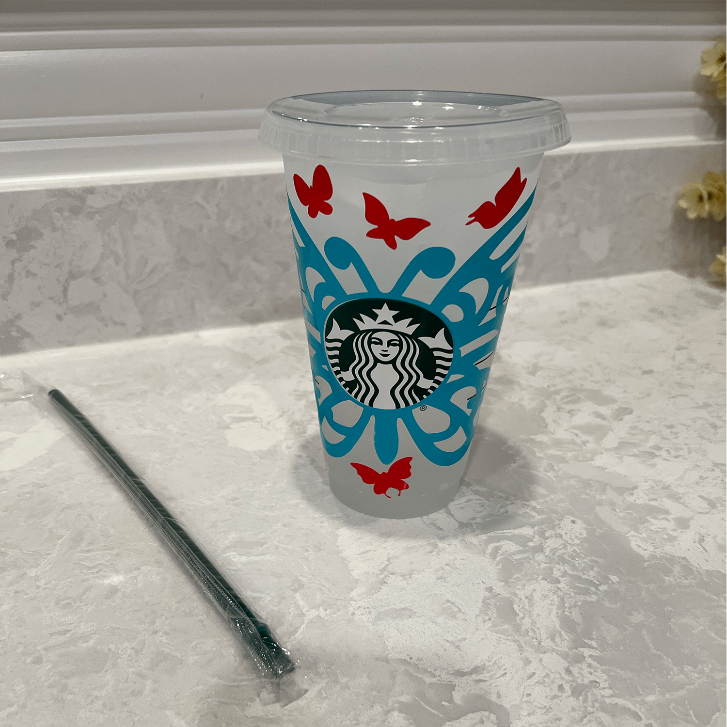 Starbucks Butterfly Color Changing Design 24 oz Cold Cup Reusable Straw Included product image (2)