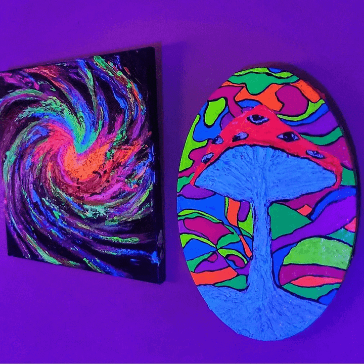'Psychedelic Mushroom' UV Reactive / Glow in the dark Impasto Painting product image (2)
