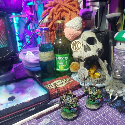 💎⚡🏴‍☠️💚🐟

https://linktr.ee/summitforgery

#miniaturepainting #modelpainting #commissionpainting #customminiatures #3Dprinted...
