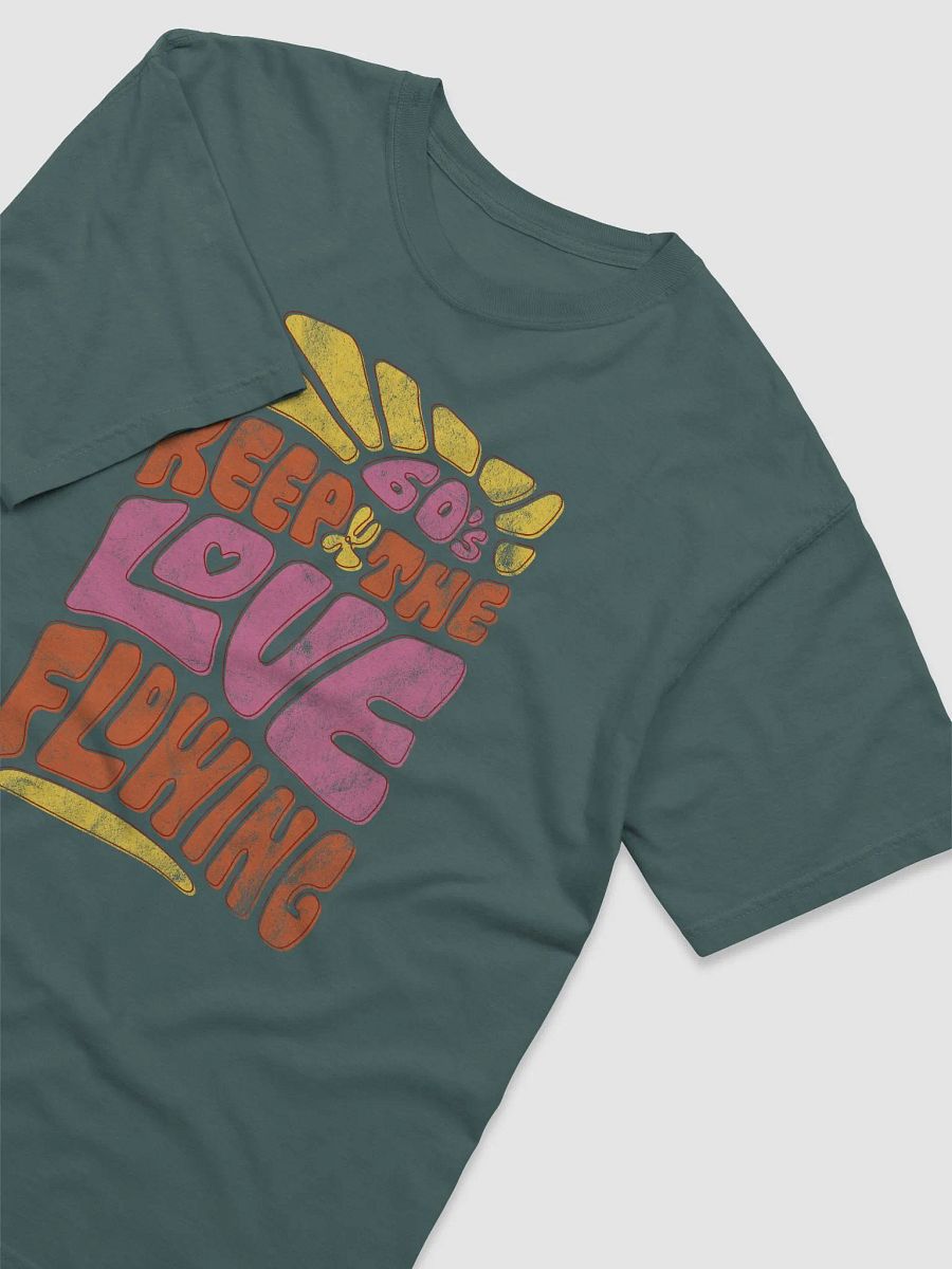 Keep the Love Flowing | Trippy Hippie Groovy Text | Boho-Retro Style 60's Disco T-Shirt product image (3)