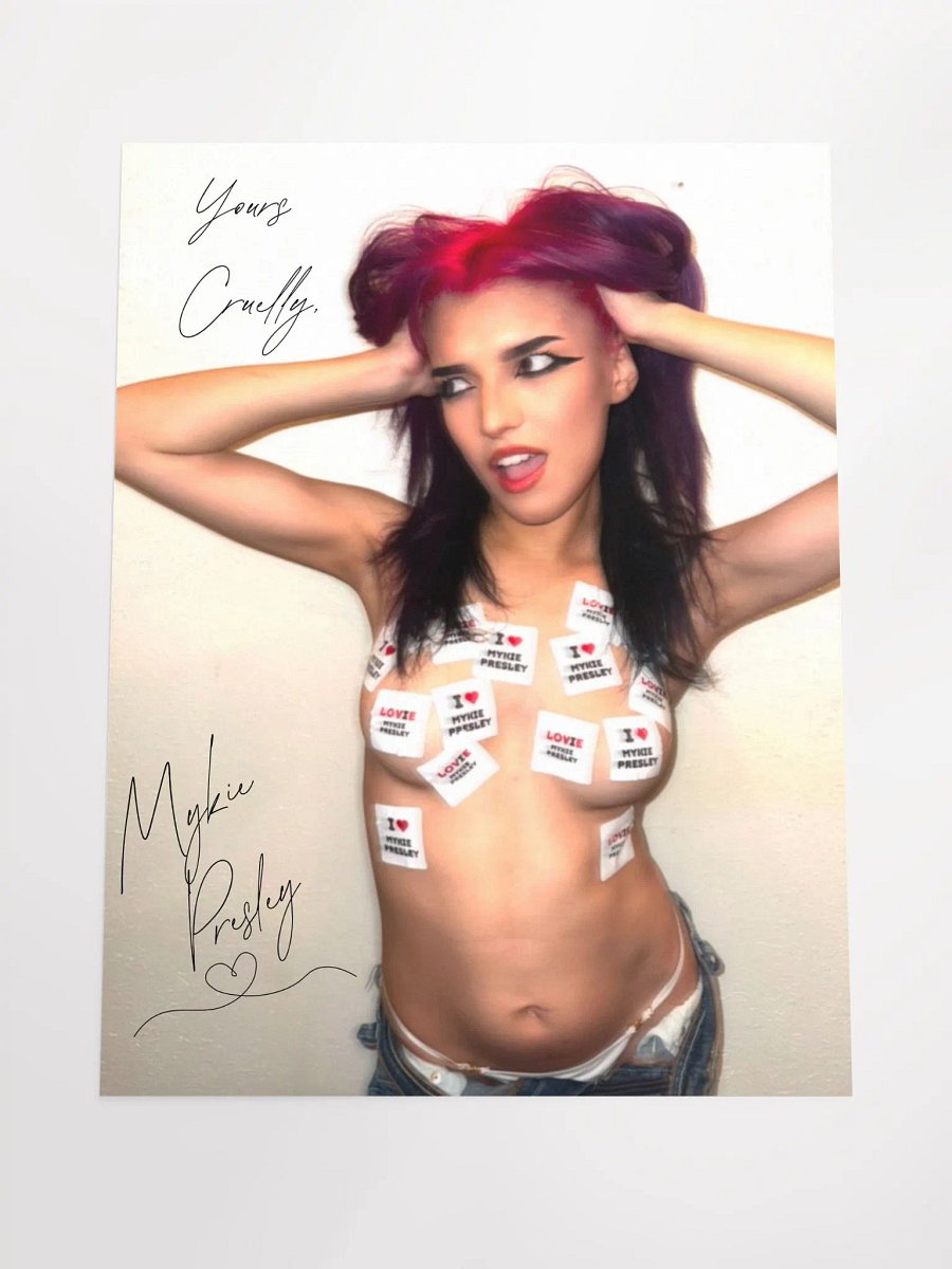 Mykie Yummy Poster product image (4)