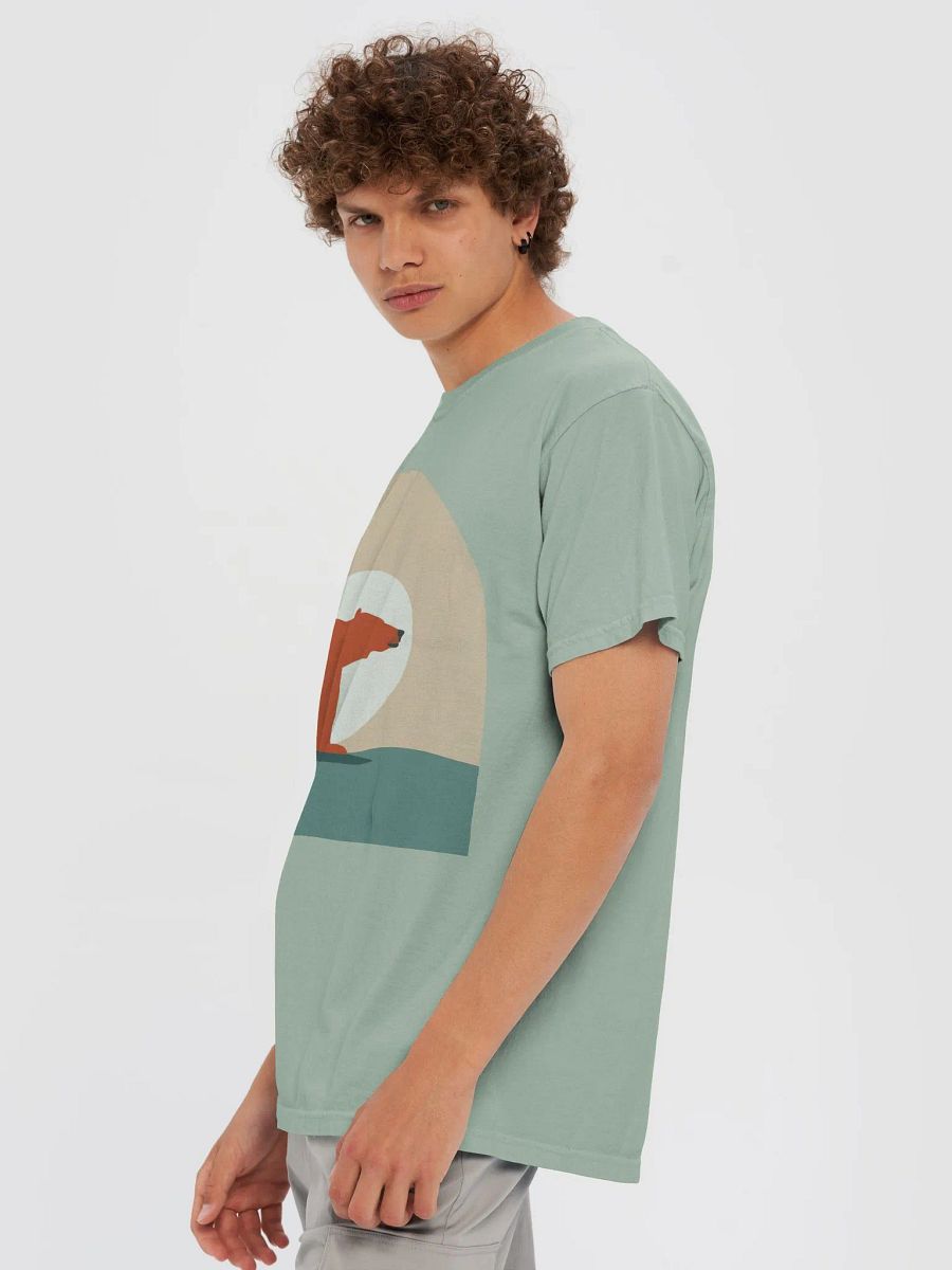 Sunset Vector Bear T-Shirt product image (21)