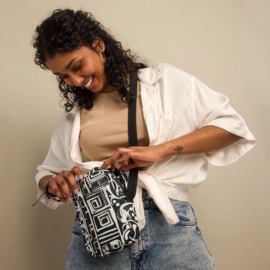 Geometric Harmony Crossbody Bag for bold arty ladies men moms product image (12)